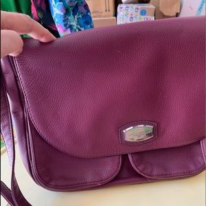 Barely used wine colored shoulder bag